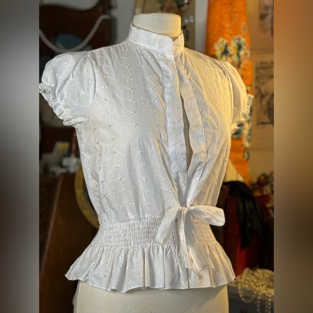 Sweet cottage core blouse